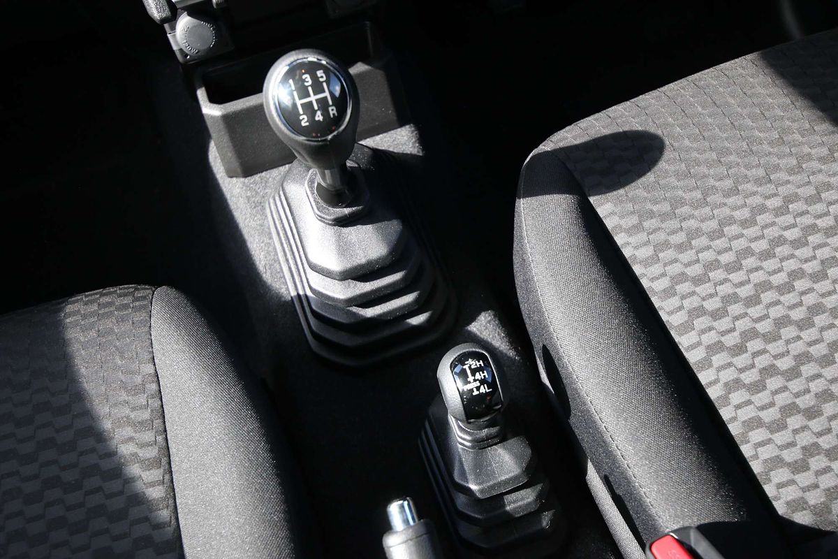 2024 Suzuki Jimny GLX GJ