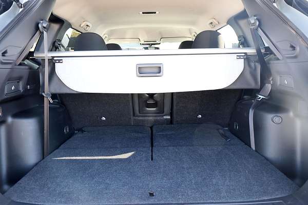 2024 Mitsubishi Outlander LS ZM