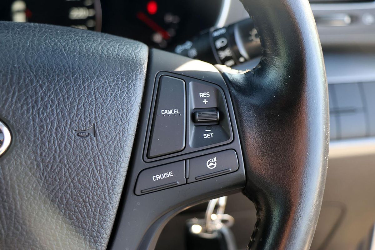 2015 Kia Sorento SLi UM