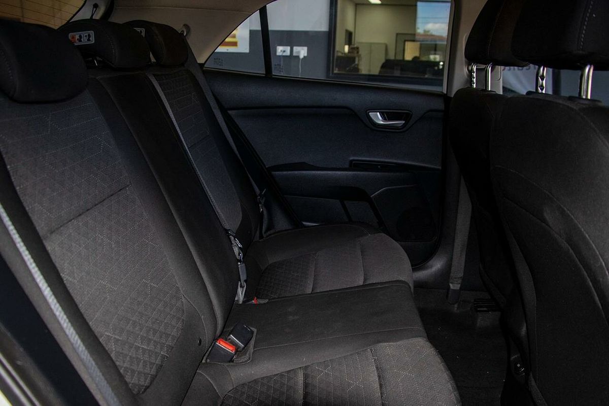 2017 Kia Rio S YB