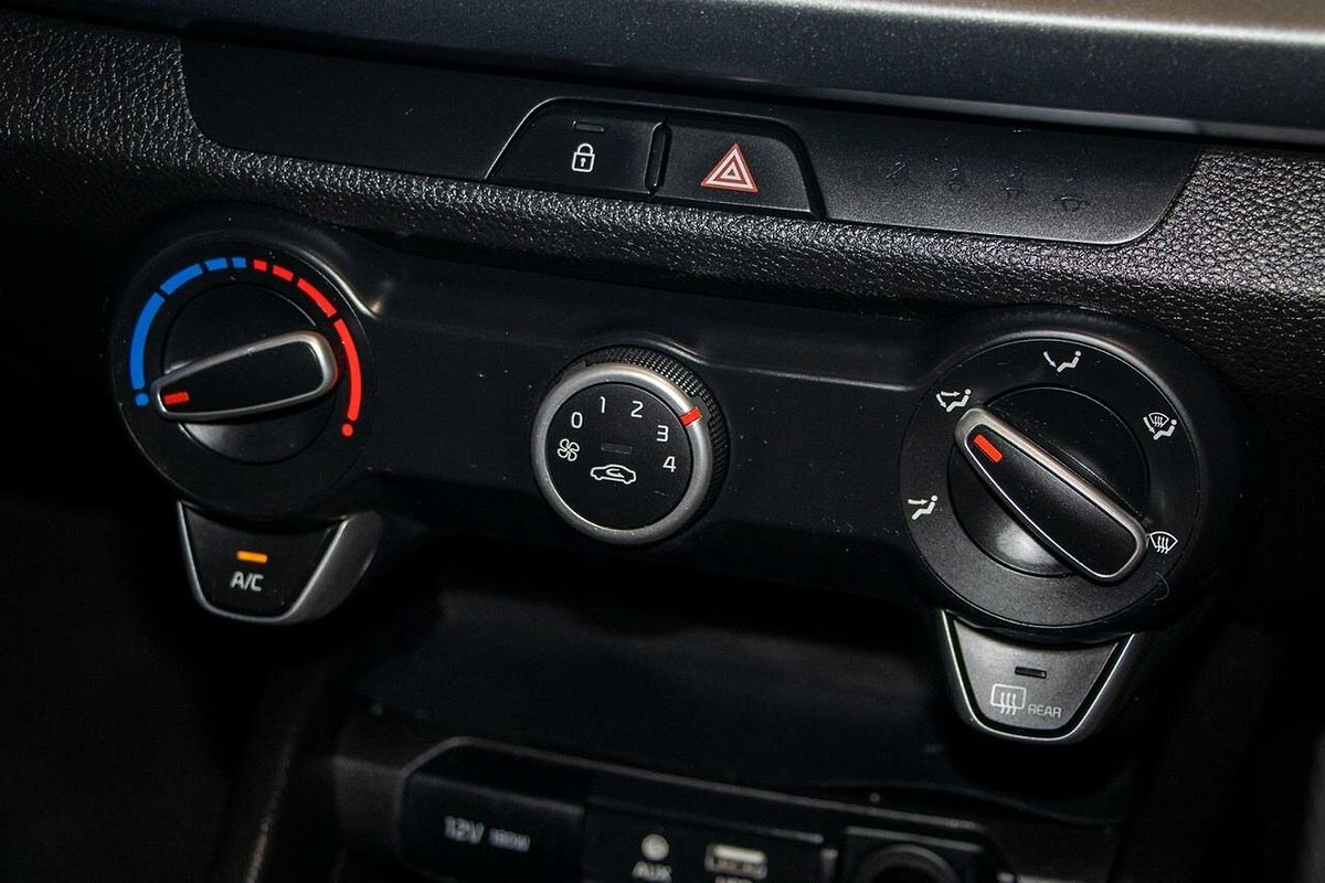 2017 Kia Rio S YB