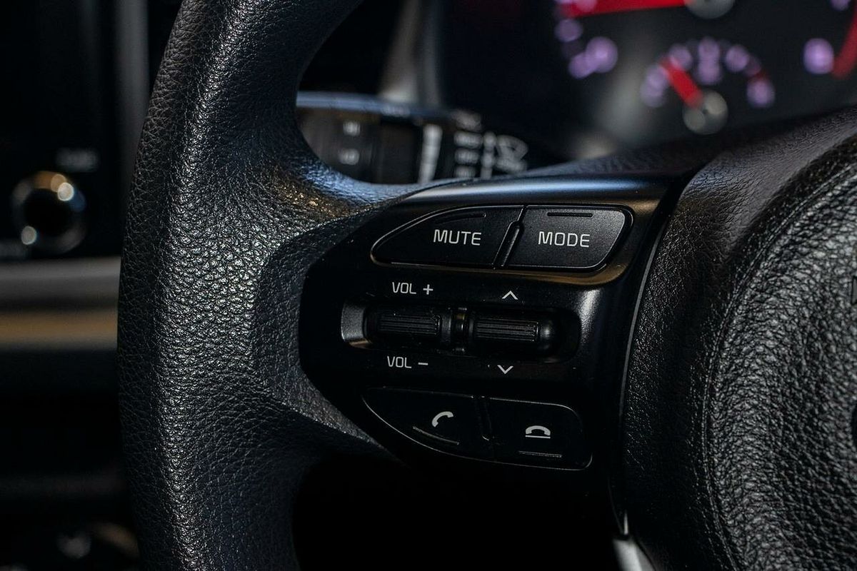 2017 Kia Rio S YB