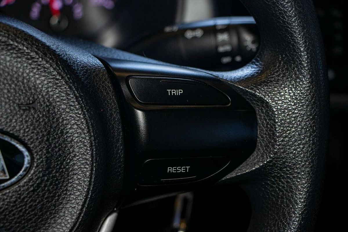 2017 Kia Rio S YB