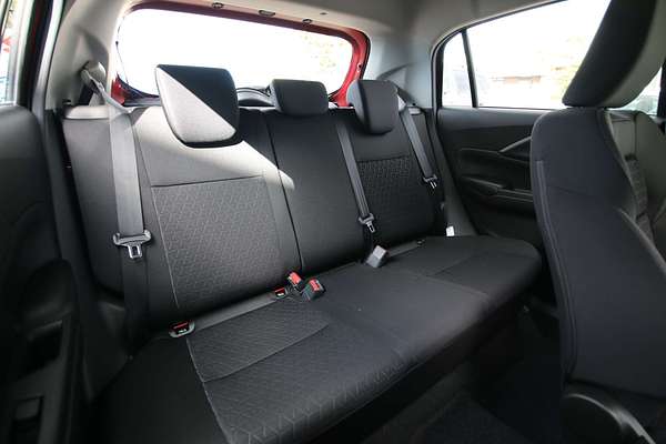 2024 Suzuki Swift Hybrid UZ