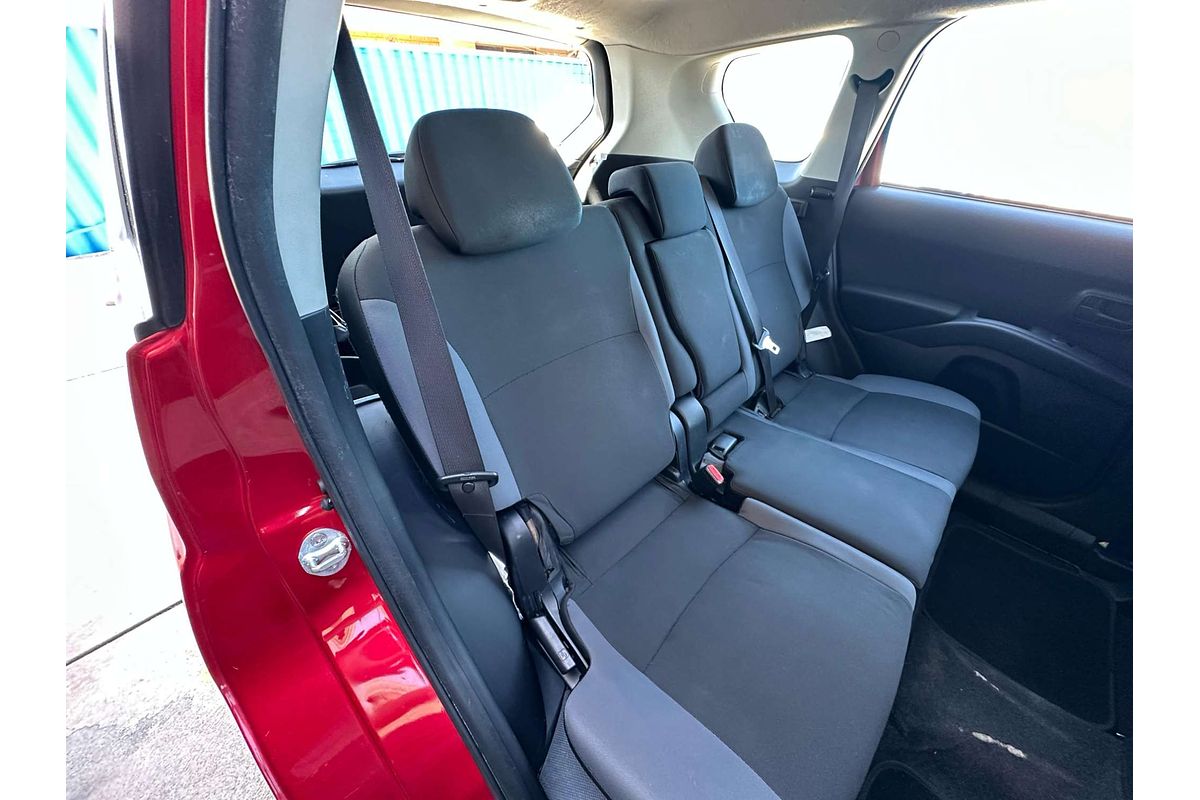 2010 Mitsubishi Outlander LS ZH