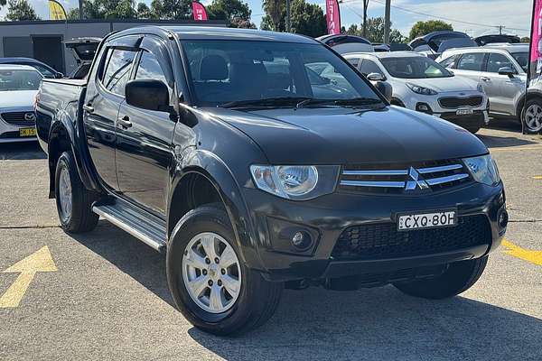 2015 Mitsubishi Triton GLX MN 4X4