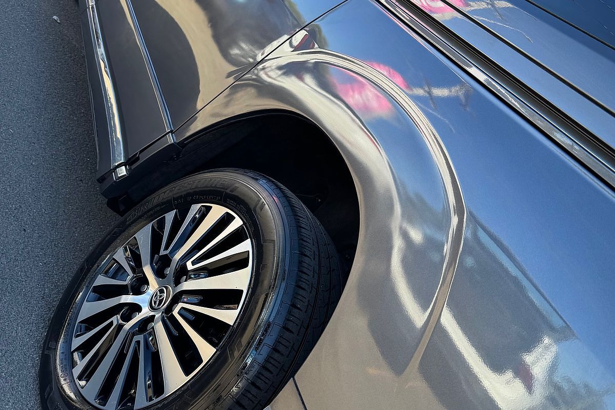 2019 Toyota Granvia VX GDH303R