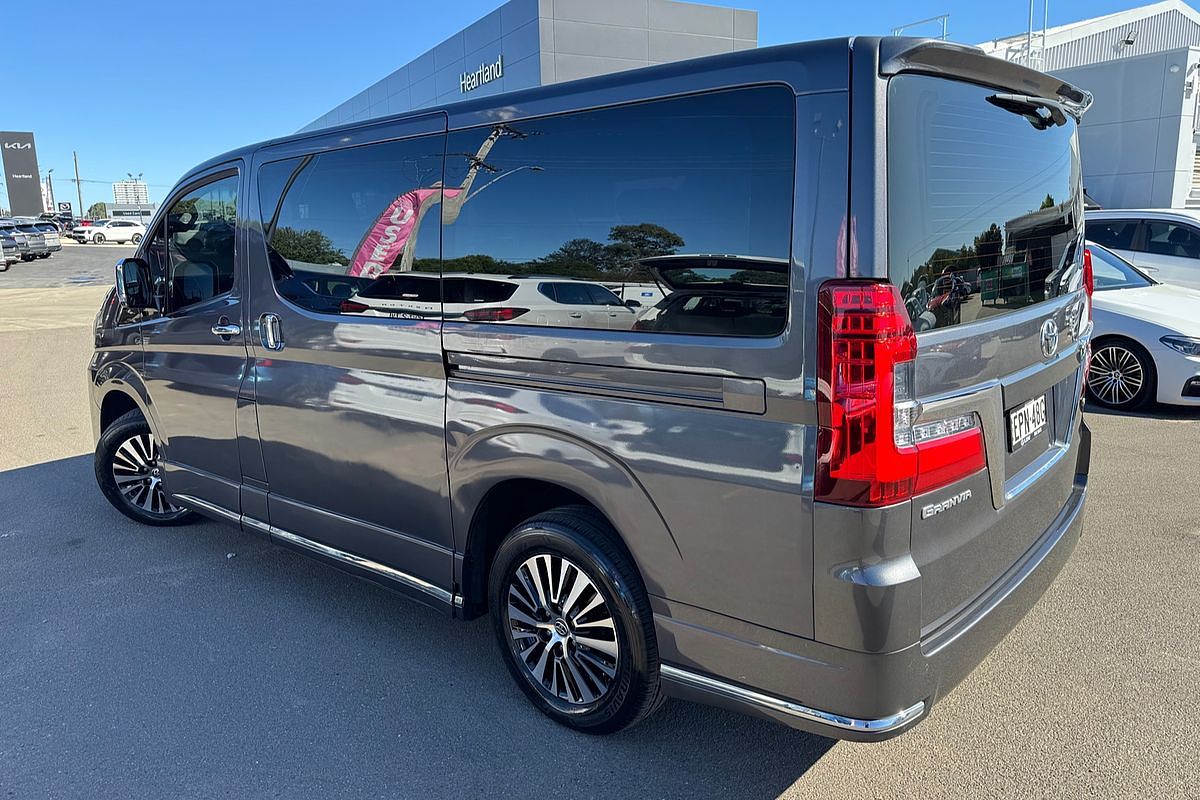 2019 Toyota Granvia VX GDH303R