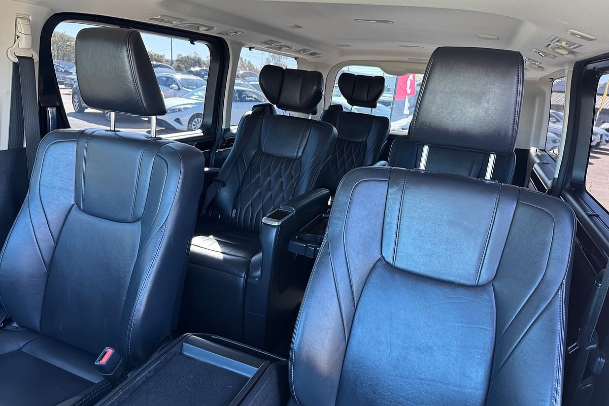 2019 Toyota Granvia VX GDH303R
