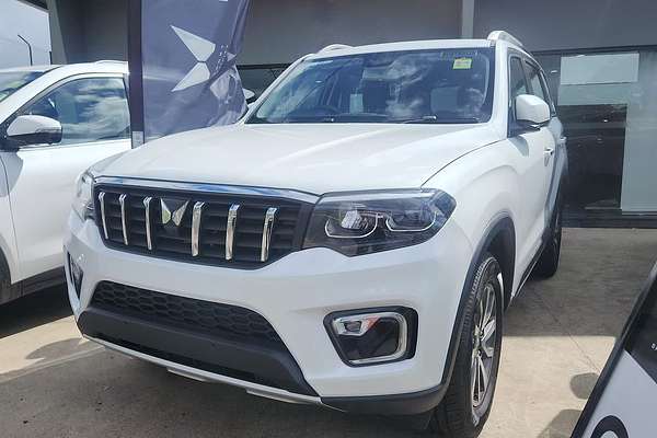 2024 Mahindra Scorpio Z8L
