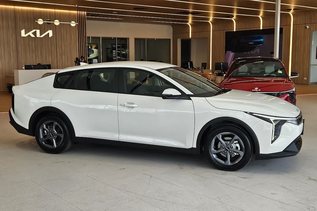 2024 Kia K4 S CL4m