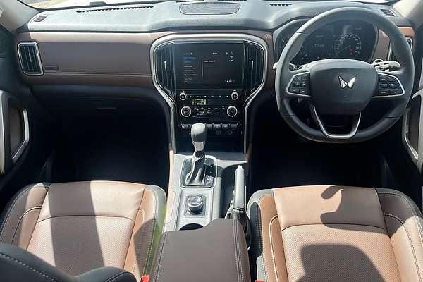 2024 Mahindra Scorpio Z8L