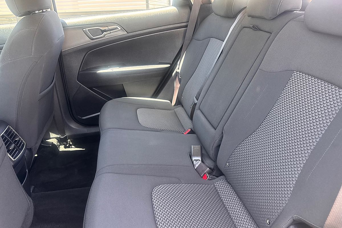 2023 Kia Sportage S NQ5
