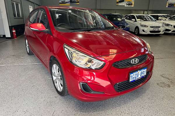 2018 Hyundai Accent Sport RB6