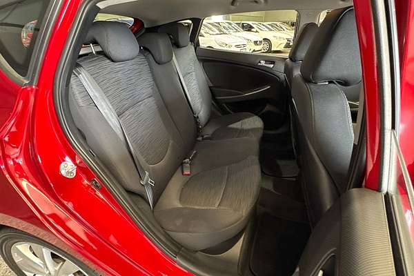 2018 Hyundai Accent Sport RB6