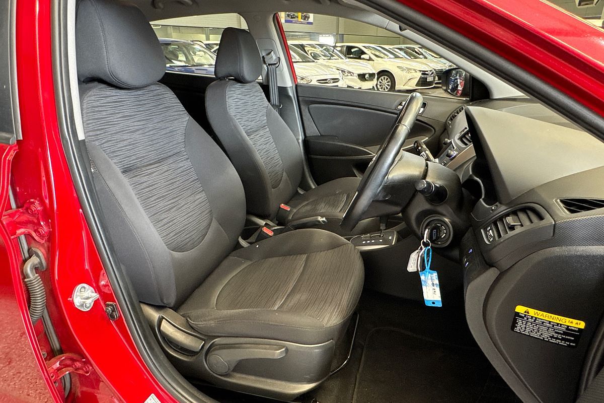 2018 Hyundai Accent Sport RB6