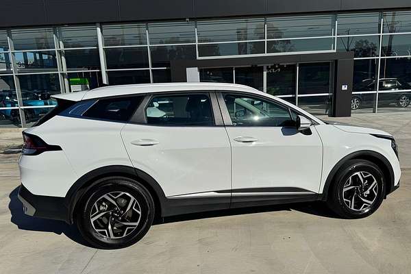 2024 Kia Sportage S NQ5