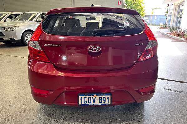 2018 Hyundai Accent Sport RB6