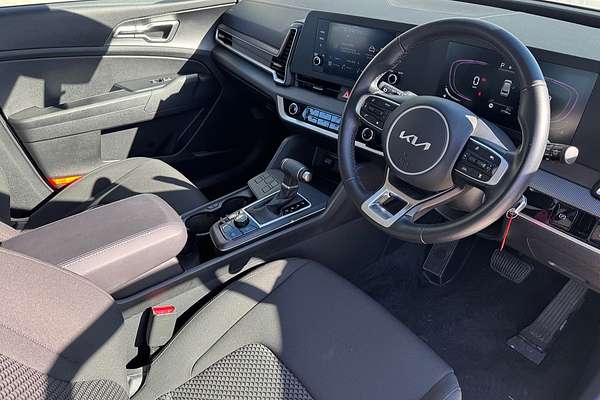 2024 Kia Sportage S NQ5