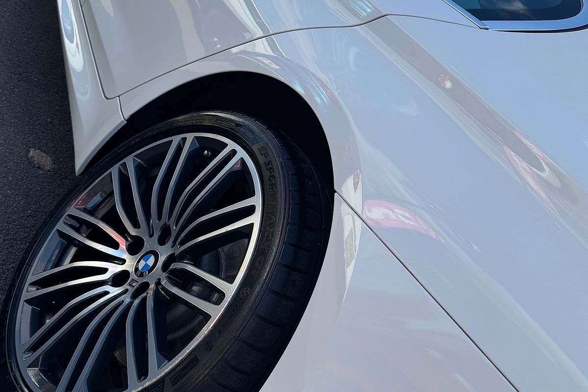 2016 BMW 5 Series 520d M Sport G30