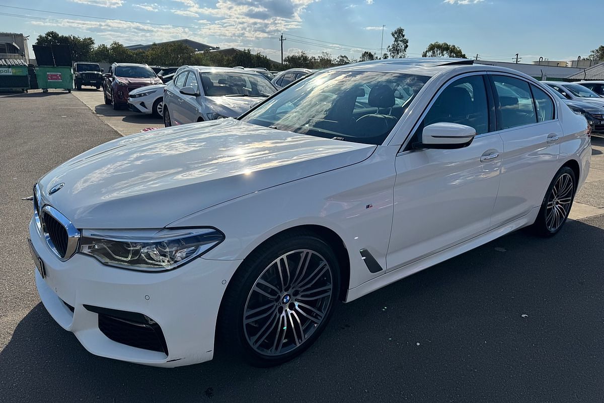 2016 BMW 5 Series 520d M Sport G30