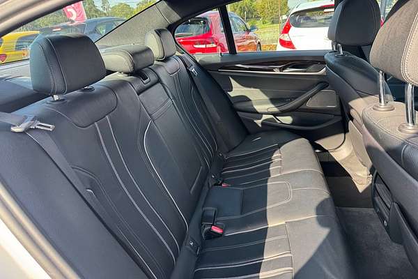 2016 BMW 5 Series 520d M Sport G30