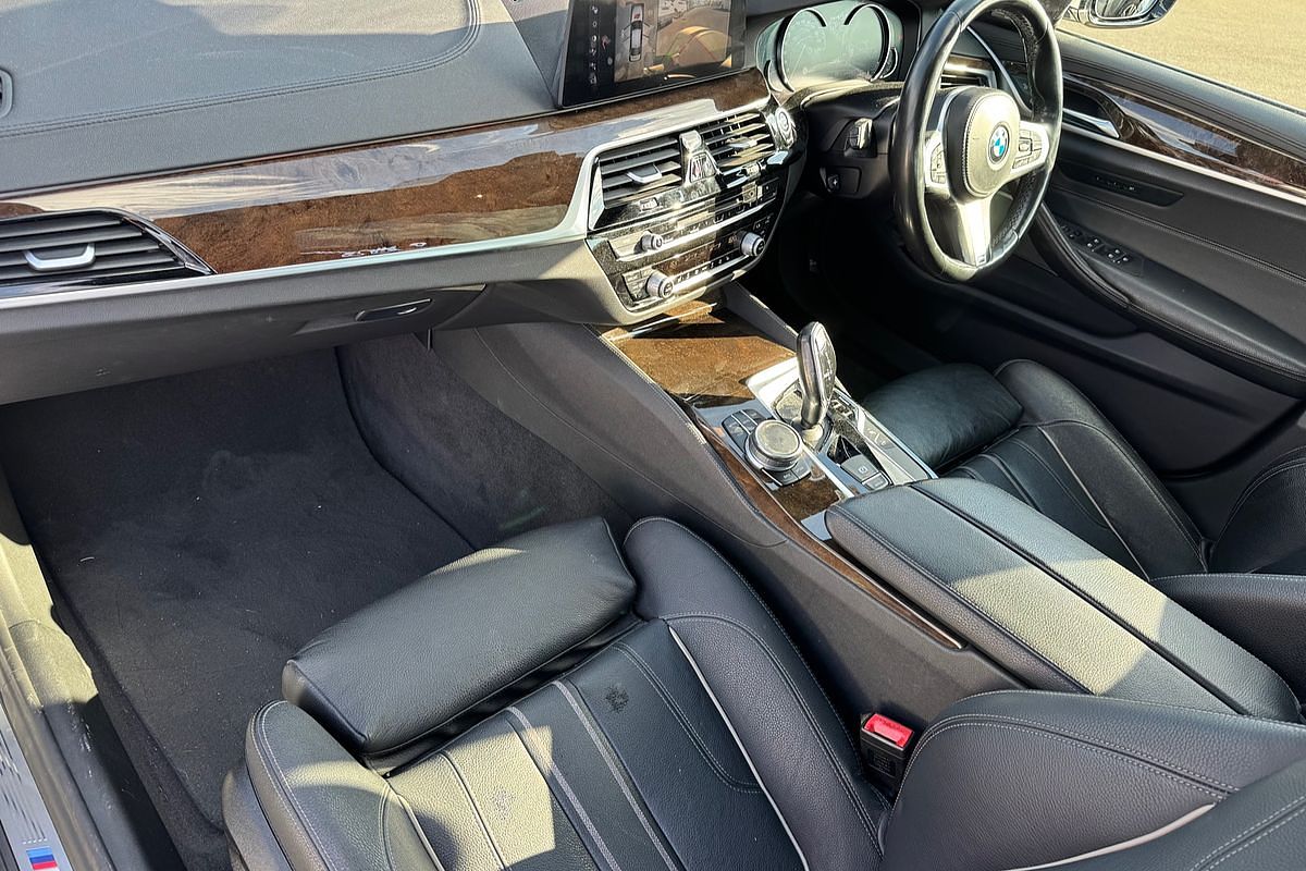 2016 BMW 5 Series 520d M Sport G30