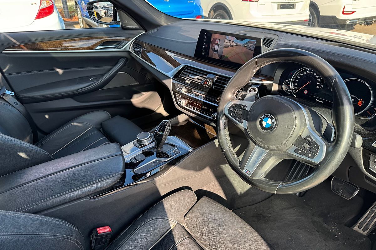 2016 BMW 5 Series 520d M Sport G30