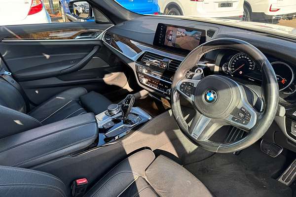 2016 BMW 5 Series 520d M Sport G30