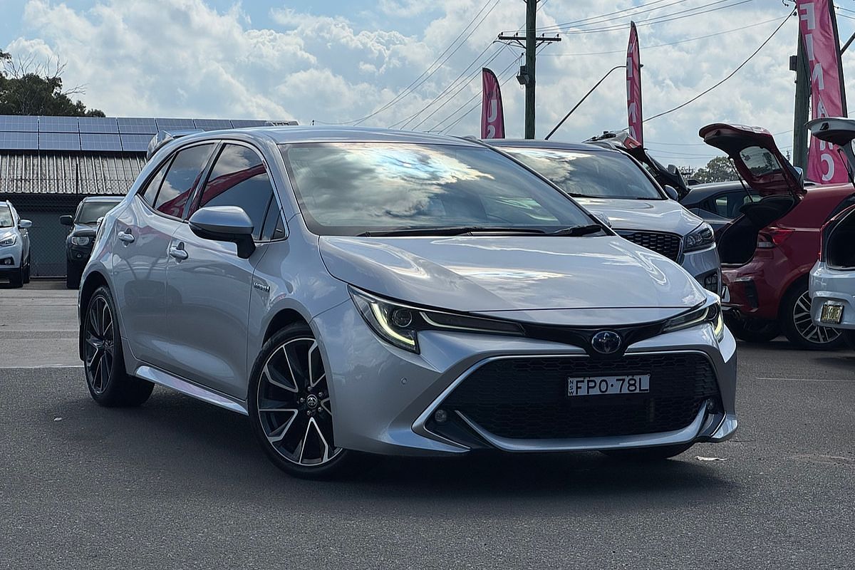 2020 Toyota Corolla ZR Hybrid ZWE211R