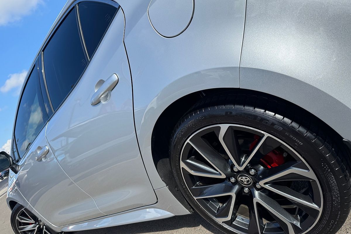2020 Toyota Corolla ZR Hybrid ZWE211R