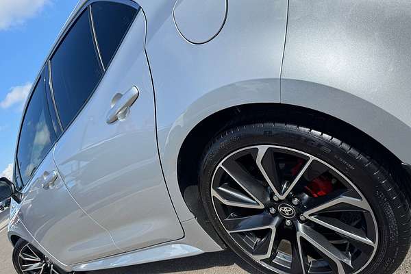 2020 Toyota Corolla ZR Hybrid ZWE211R