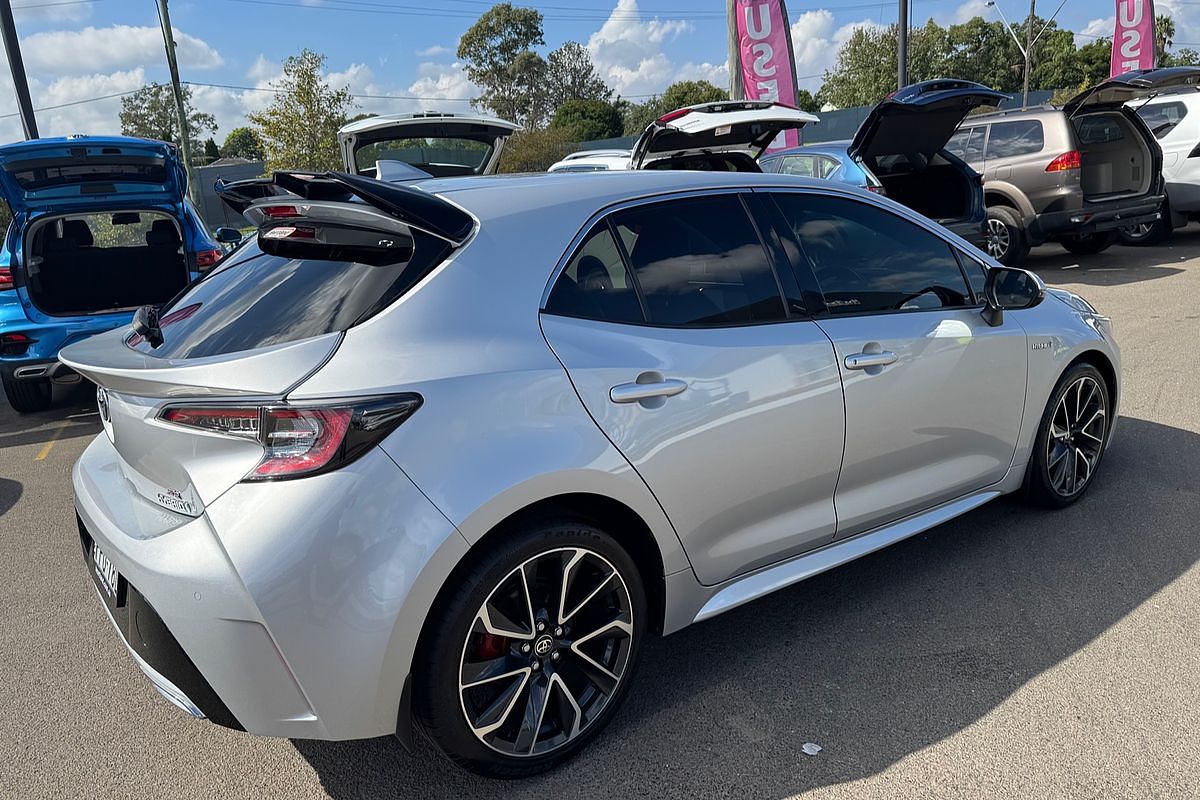 2020 Toyota Corolla ZR Hybrid ZWE211R