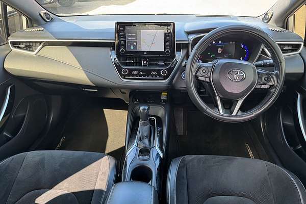2020 Toyota Corolla ZR Hybrid ZWE211R