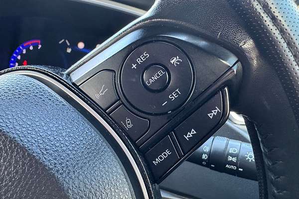 2020 Toyota Corolla ZR Hybrid ZWE211R