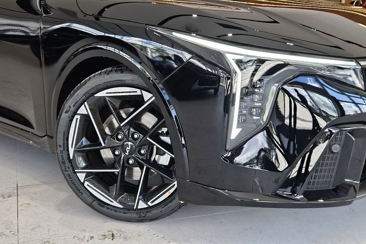 2024 Kia K4 GT-Line CL4m