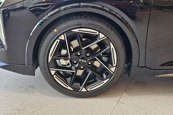2024 Kia K4 GT-Line CL4m