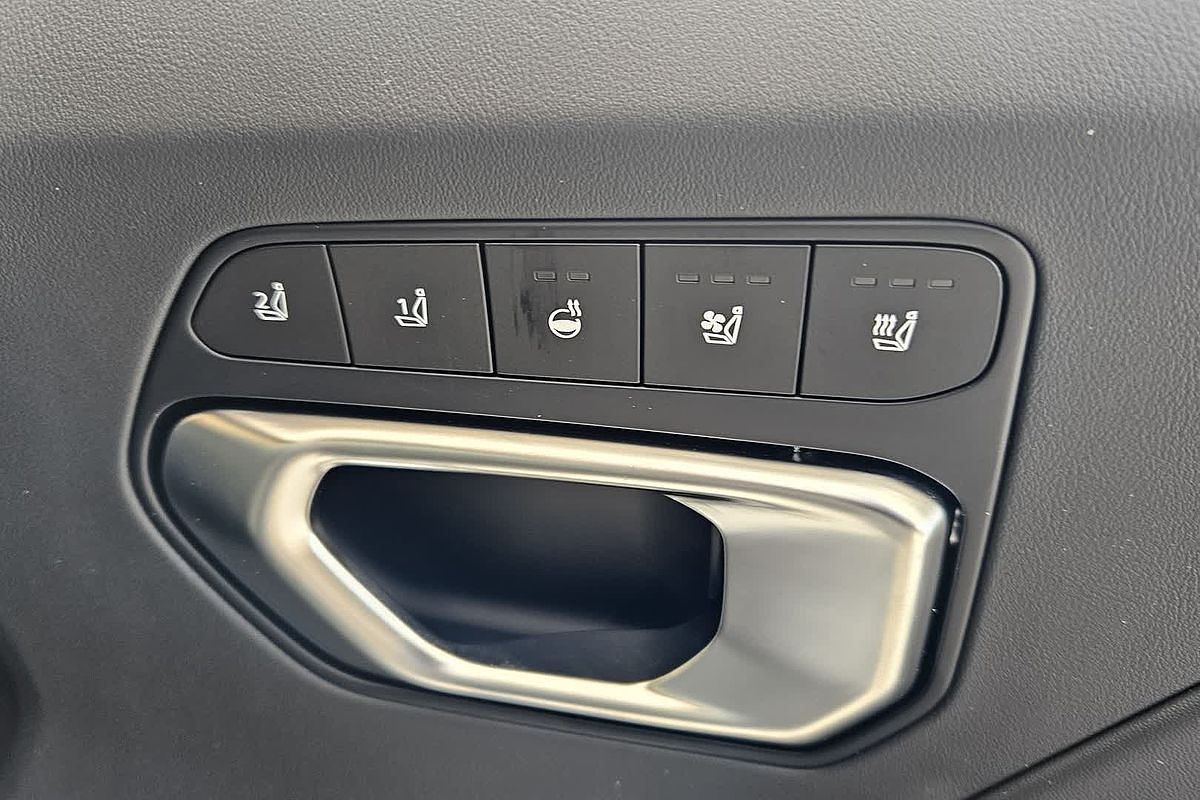 2024 Kia K4 GT-Line CL4m