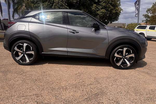 2023 Nissan JUKE ST-L F16