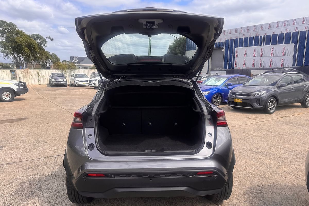 2023 Nissan JUKE ST-L F16