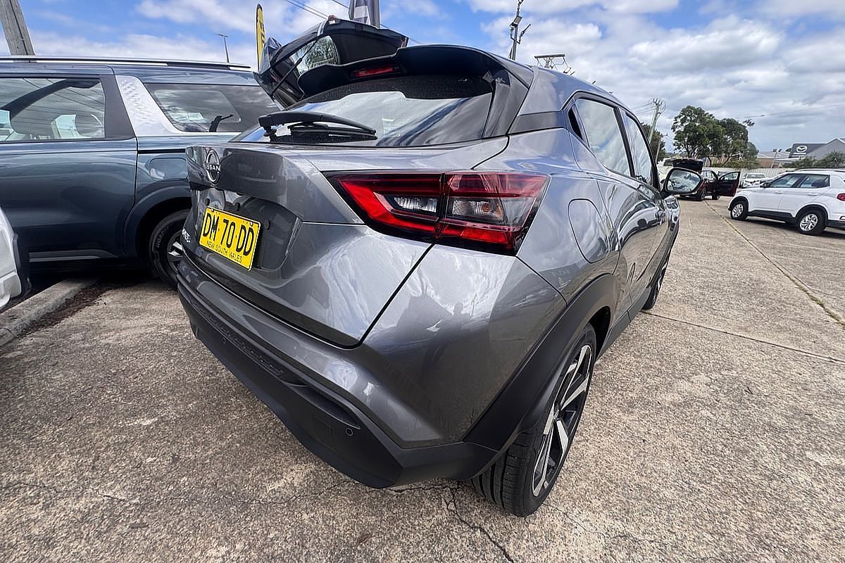 2023 Nissan JUKE ST-L F16