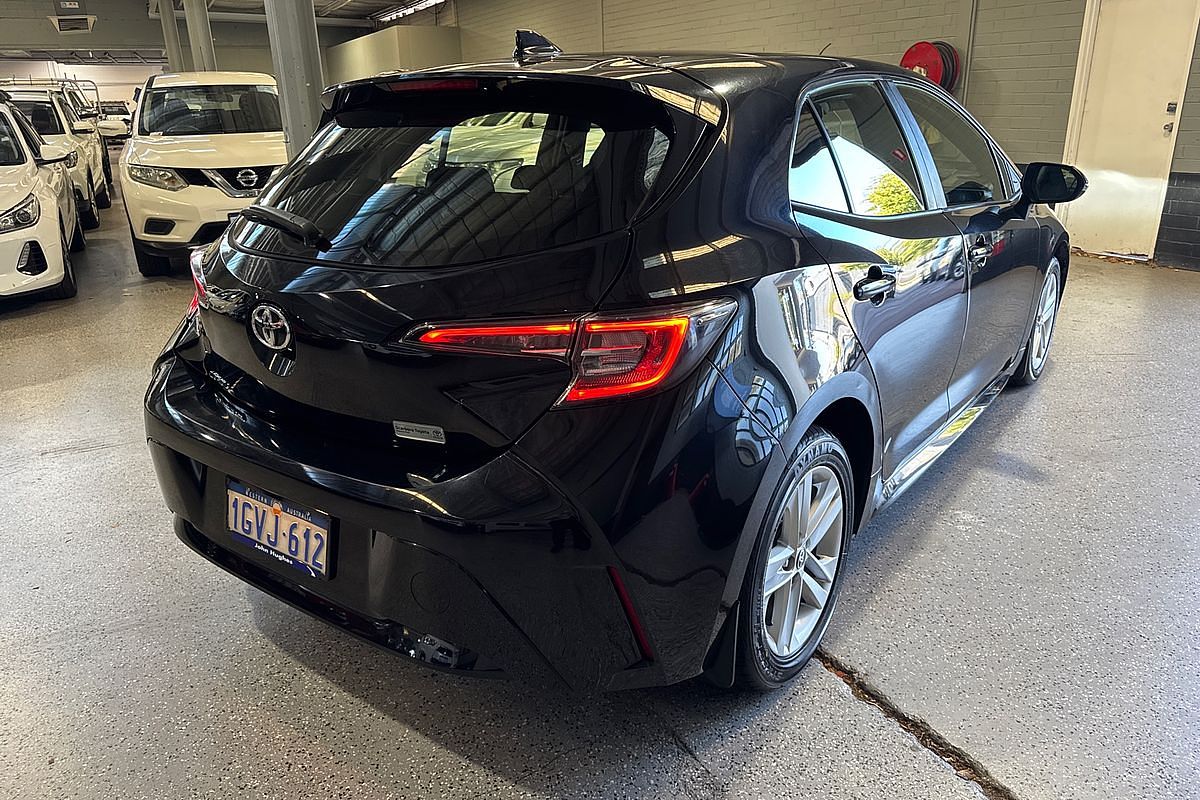 2019 Toyota Corolla Ascent Sport MZEA12R