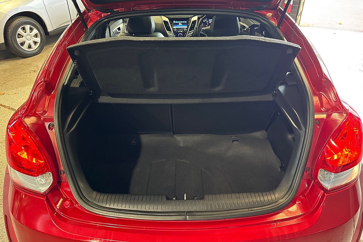 2017 Hyundai Veloster FS5 Series II