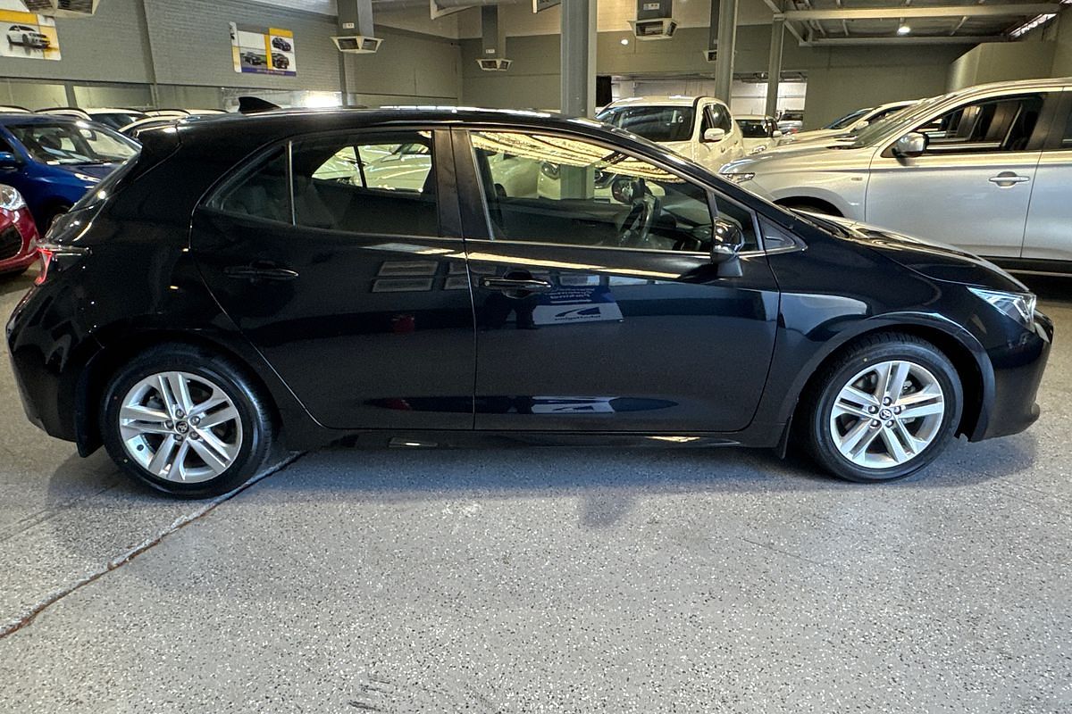 2019 Toyota Corolla Ascent Sport MZEA12R