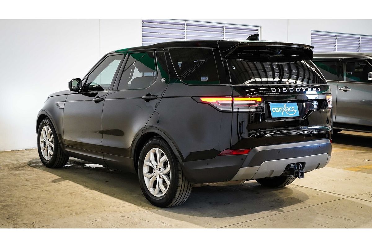 2019 Land Rover Discovery SD6 SE Series 5