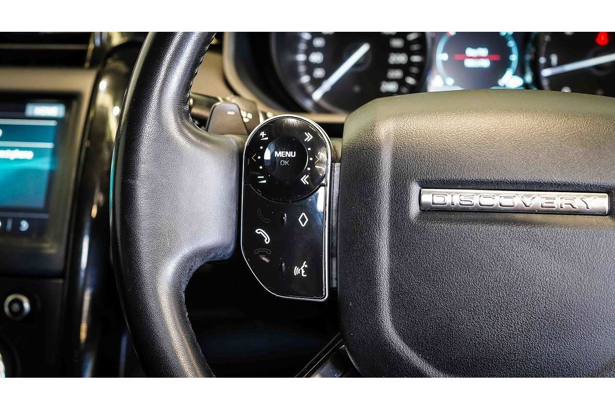 2019 Land Rover Discovery SD6 SE Series 5