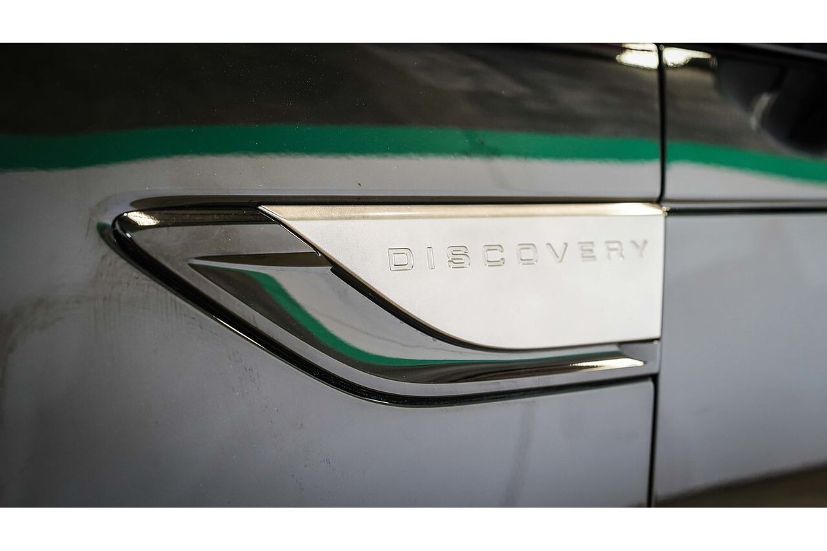2019 Land Rover Discovery SD6 SE Series 5