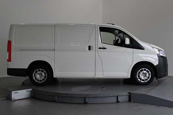 2024 Toyota Hiace GDH300R LWB
