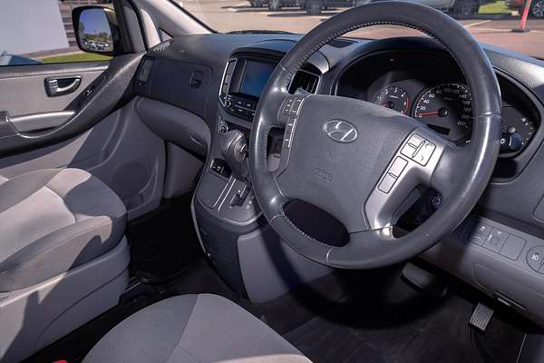 2016 Hyundai iMax TQ3-W Series II