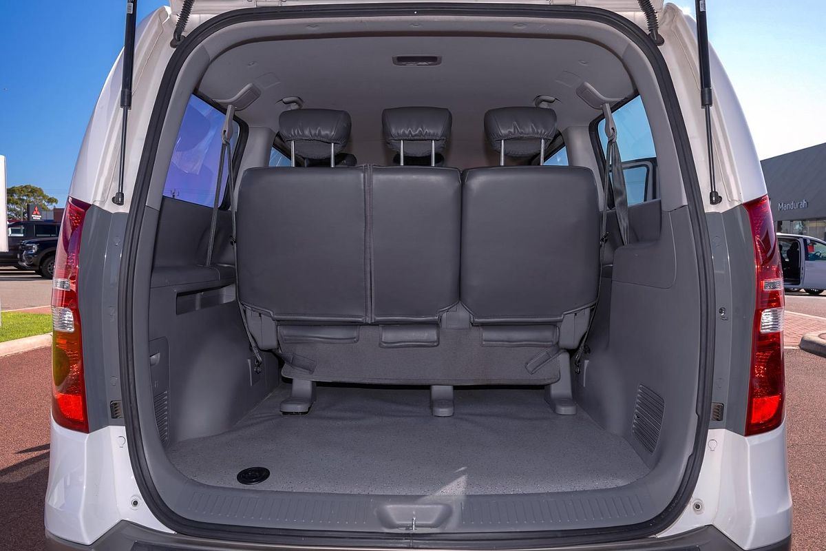2016 Hyundai iMax TQ3-W Series II
